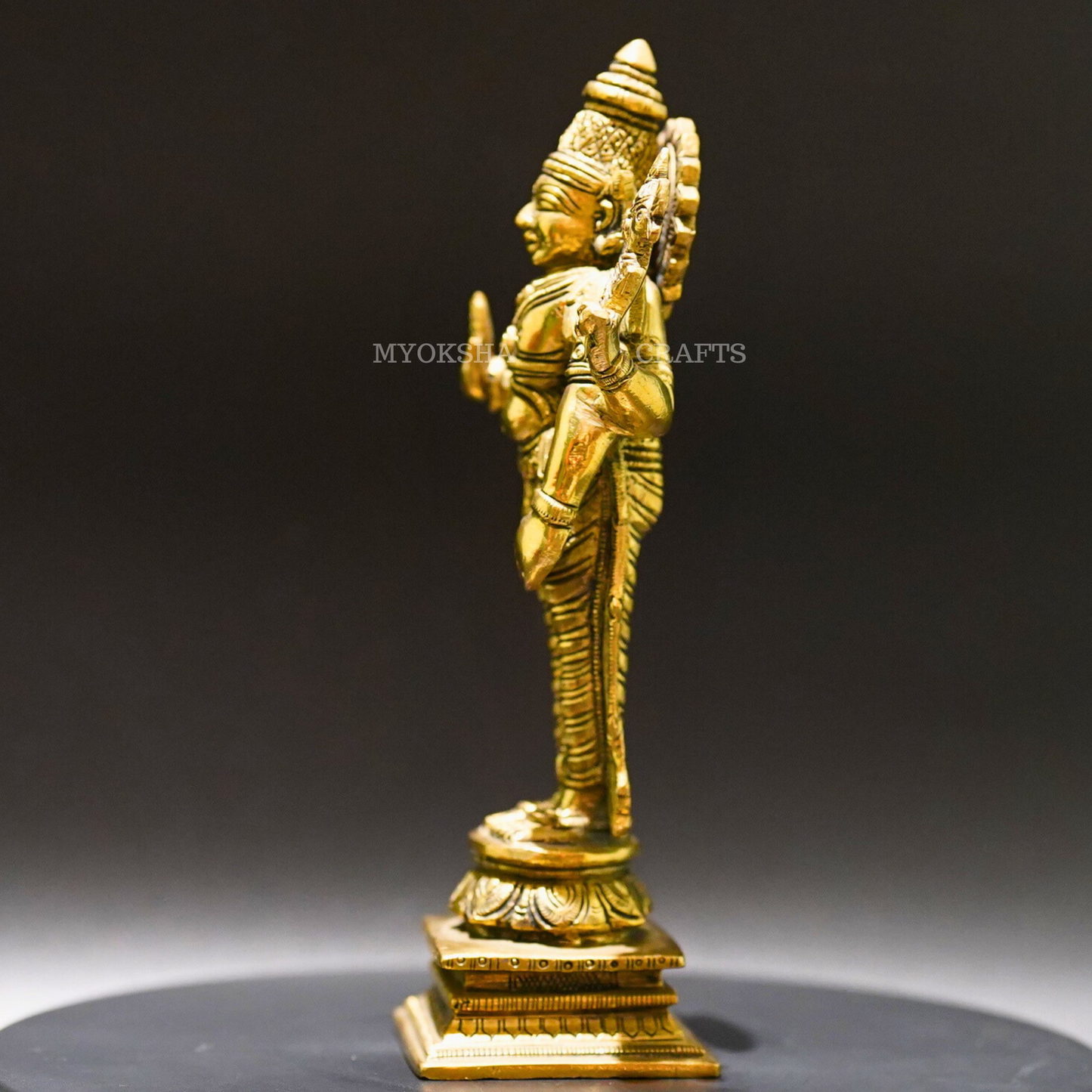 https://cdn.shopify.com/s/files/1/1857/6931/products/1689006375302_Venkatramana_MC00049_284_29.png?v=1753184317