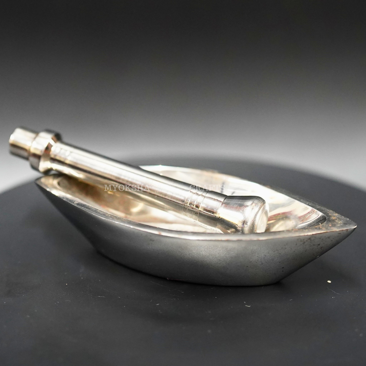 https://cdn.shopify.com/s/files/1/1857/6931/products/1689570733203_SS_mortaland_pestle_set_MC00142.png?v=1753183659