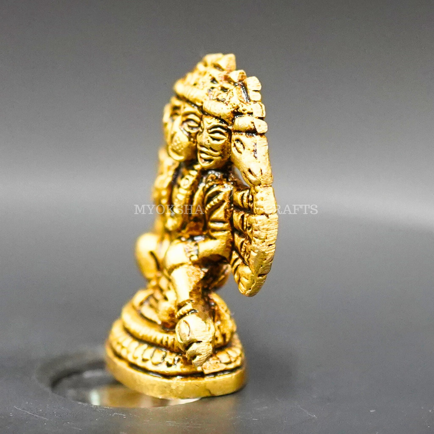 https://cdn.shopify.com/s/files/1/1857/6931/products/1689745286971_panchamuki_hanuman_MC00198_284_29.png?v=1753183187