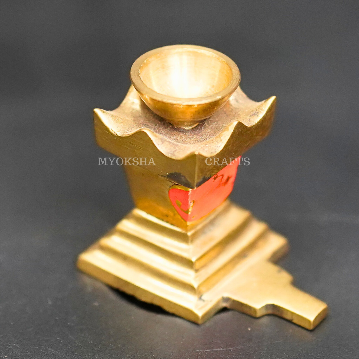 https://cdn.shopify.com/s/files/1/1857/6931/products/1690455261750_tulasi_dhoop_stick_holder_MC00234.png?v=1753182900