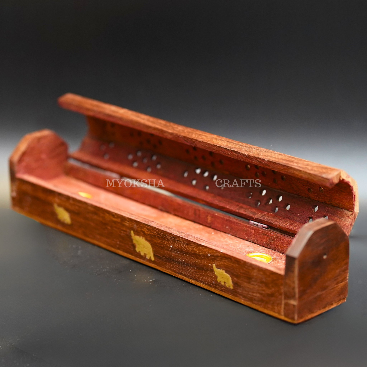 https://cdn.shopify.com/s/files/1/1857/6931/products/1690524809005_wood_agardan_holader_MC00252.png?v=1753183016