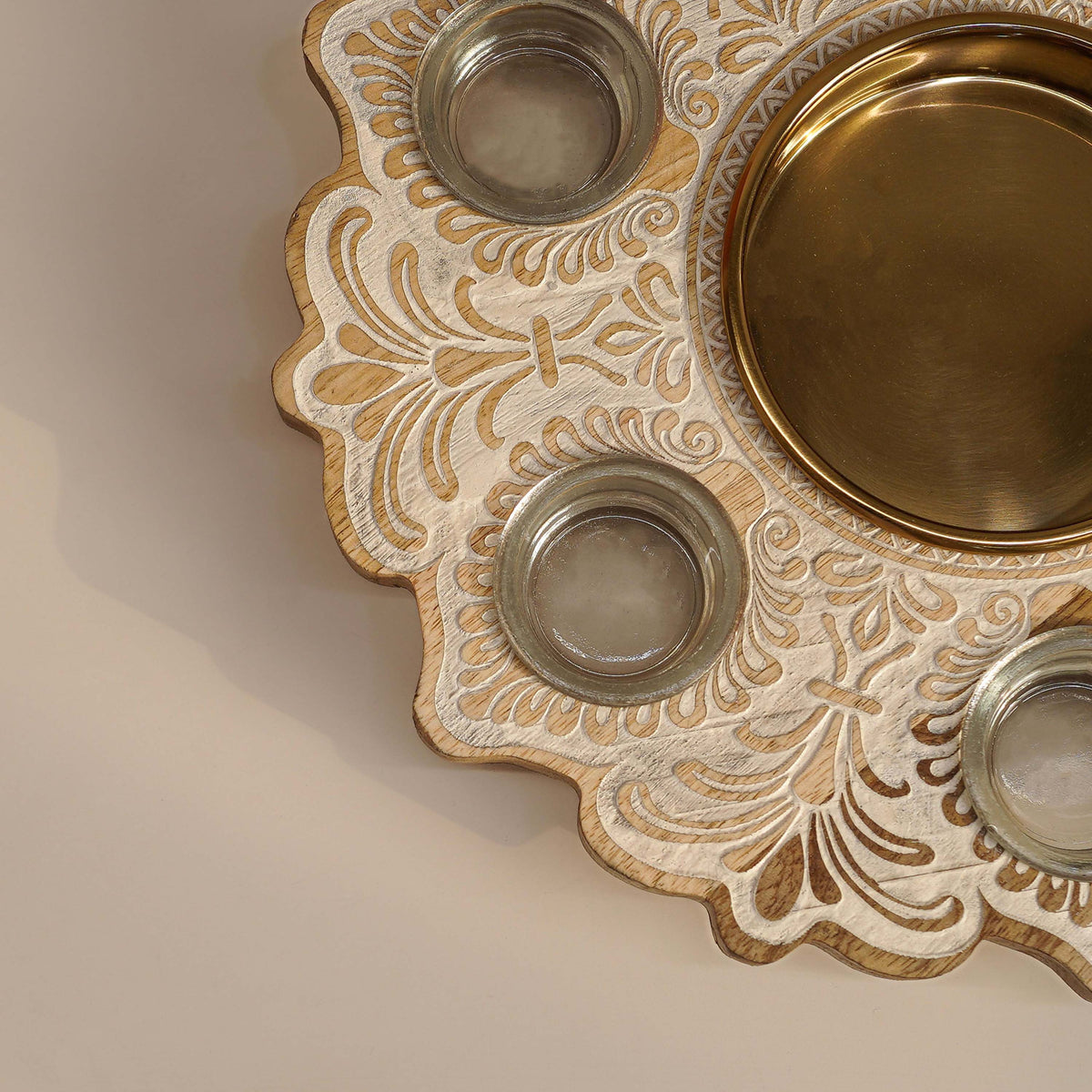 Image 7 of Behoma Mandala Urli – White