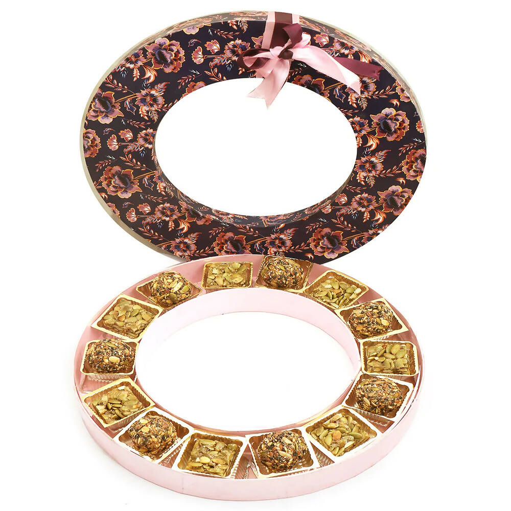 https://cdn.shopify.com/s/files/1/1857/6931/products/8FpfbzWdd1.jpg?v=1762345300