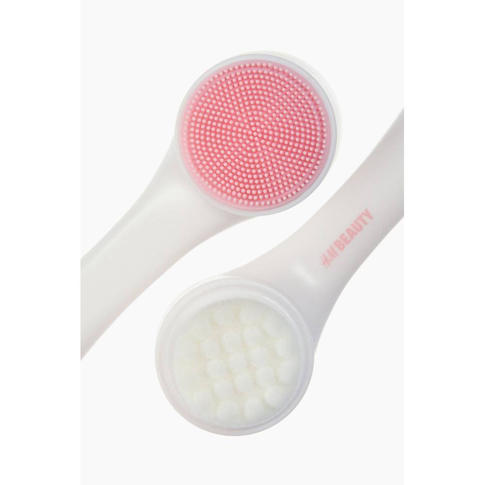 Image 2 of H&M Facial Cleansing Brush