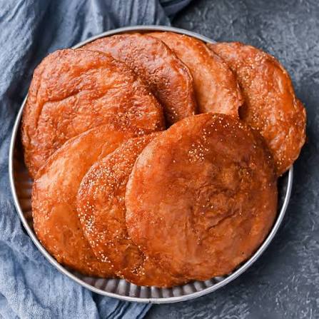 Image 1 of 1 kg / Pack of 1 for the product Tenali Ruchulu Ariselu (Ghee)