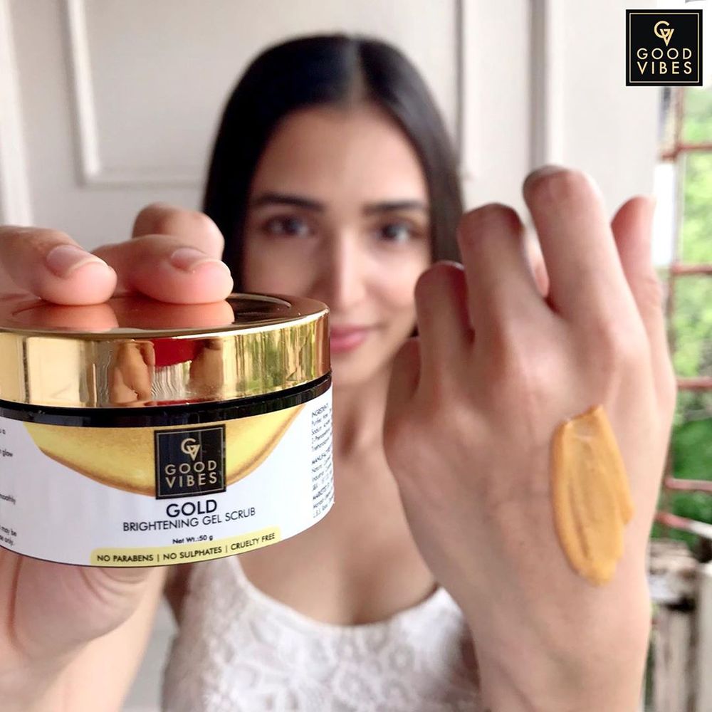 https://cdn.shopify.com/s/files/1/1857/6931/products/good-vibe-gold-brightening-gel-scrub-50g_9_display_1596104314_2cd7e9b5.jpg?v=1646286613