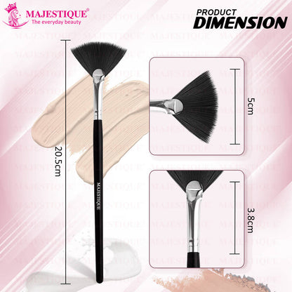 Image 2 of Majestique Fan Mask Brush