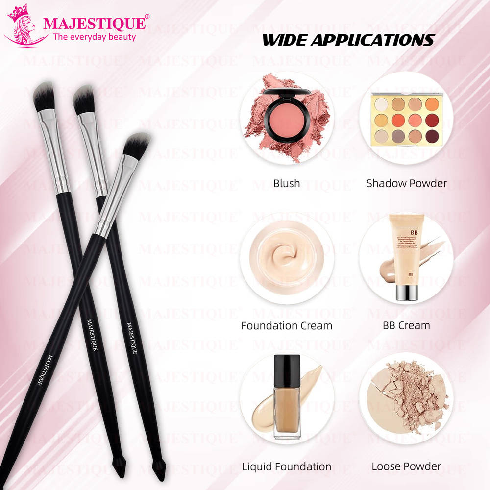 Image 5 of Majestique Angled Contour Makeup Brush