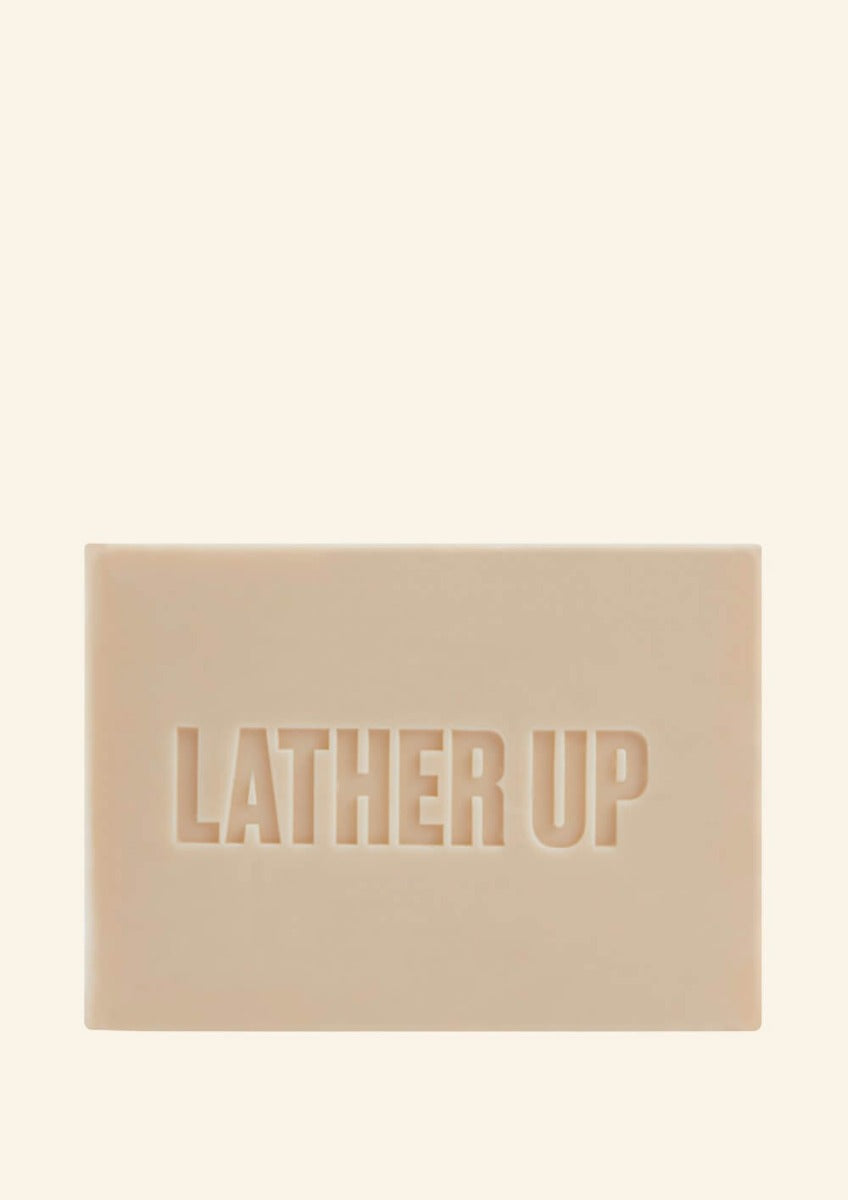 https://cdn.shopify.com/s/files/1/1857/6931/files/1024979_soap_shea_100g_a0x_bronze_2_nw_inaclps047.jpg?v=1714475468