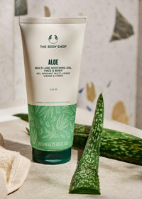 https://cdn.shopify.com/s/files/1/1857/6931/files/1026808_aloe_face_body_gel_200ml_silv_inaehps245.jpg?v=1755083601