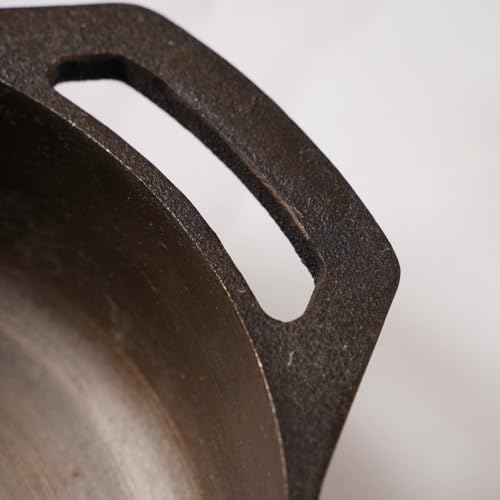 Image 6 of Nestasia Cast Iron Flat Base Kadai with Handles (9-inch)