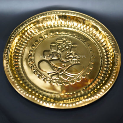 https://cdn.shopify.com/s/files/1/1857/6931/products/1689244009944_ganesha_plate_aarthi_MC00108.png?v=1697288227