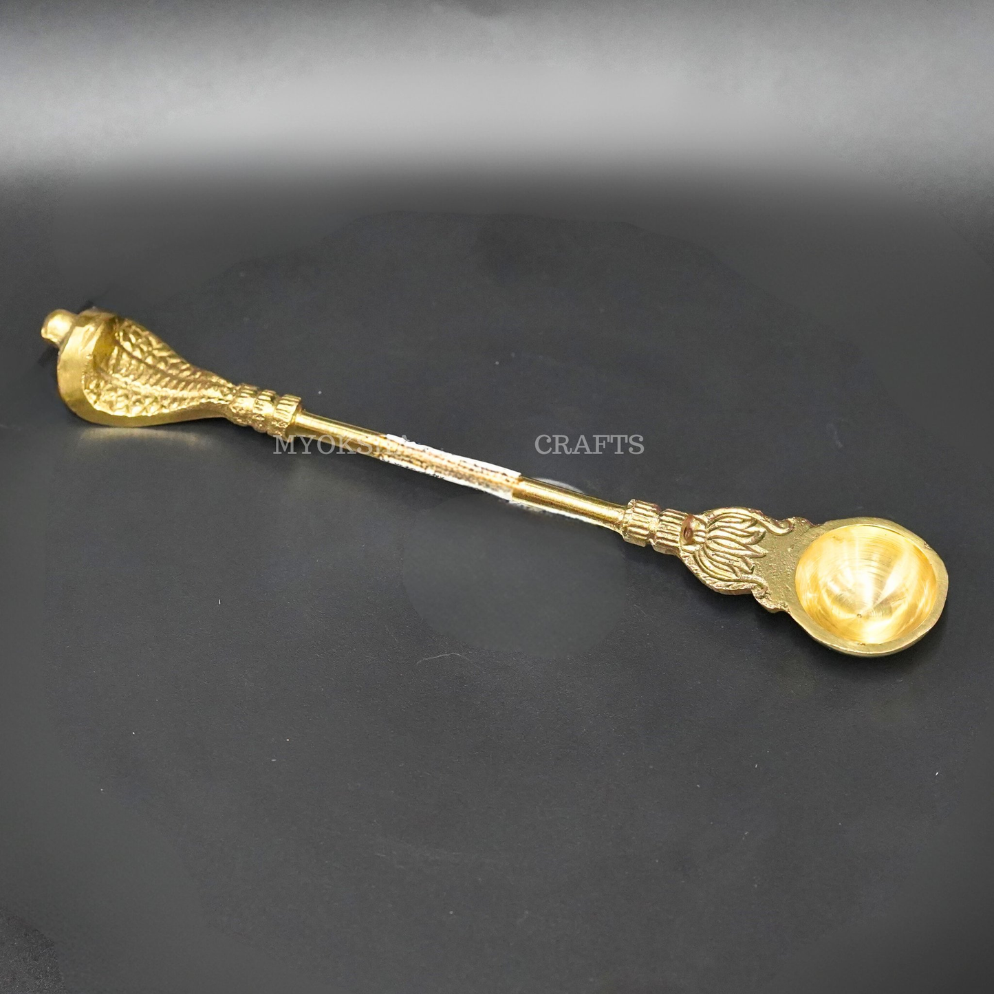 https://cdn.shopify.com/s/files/1/1857/6931/products/1689309264806_brass_uddharani_MC0016_602a838c-b3a1-4062-8ba4-30466bd63f48.png?v=1753183877