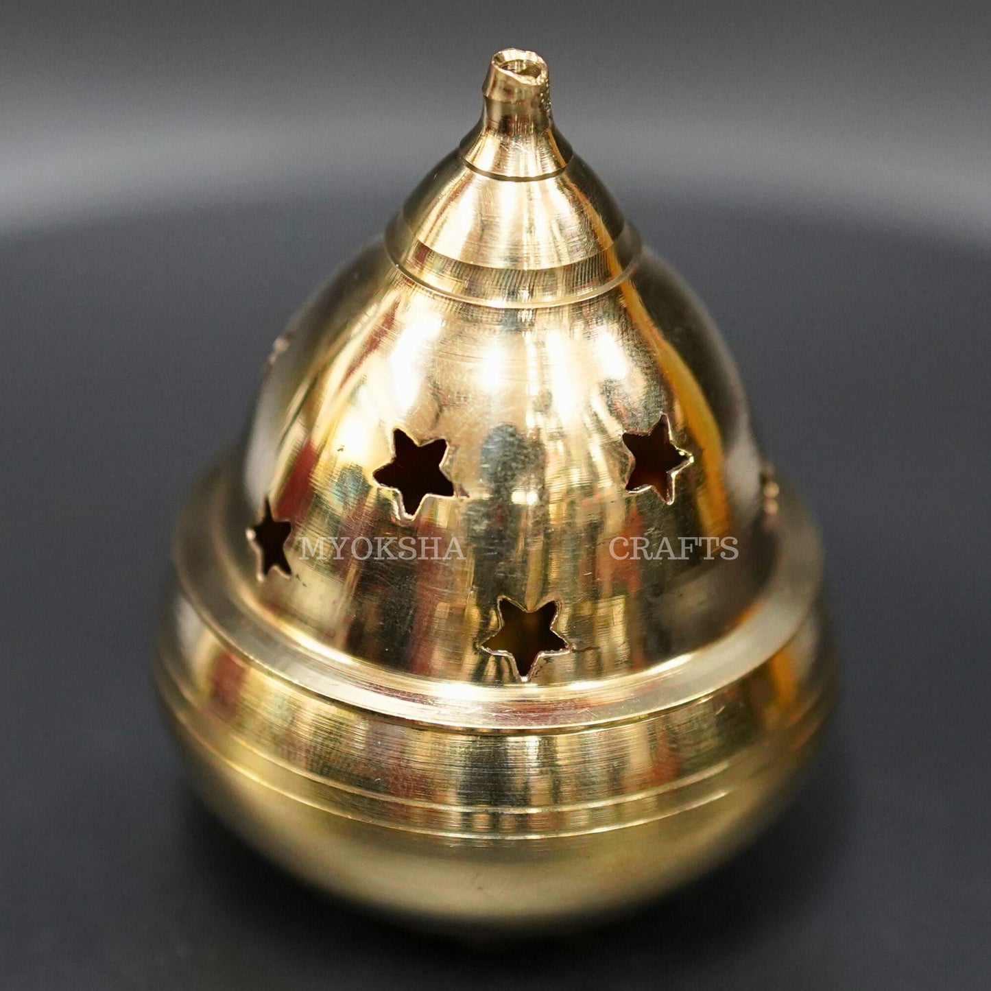 https://cdn.shopify.com/s/files/1/1857/6931/products/1689662285835_Kuber_gobletMC00178.png?v=1697289074