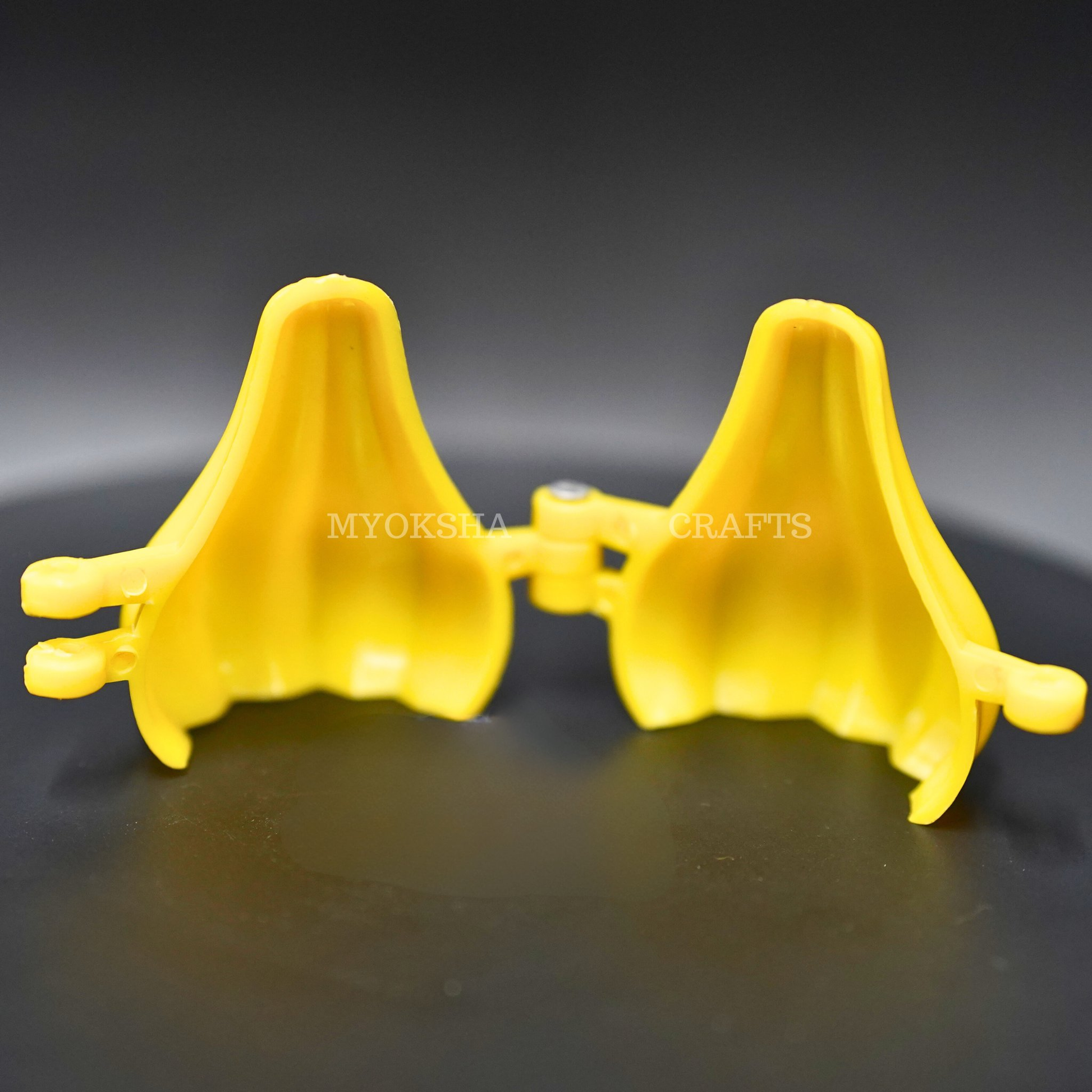 https://cdn.shopify.com/s/files/1/1857/6931/products/1689672812262_modak_press_MC00185_282_29.png?v=1753183102