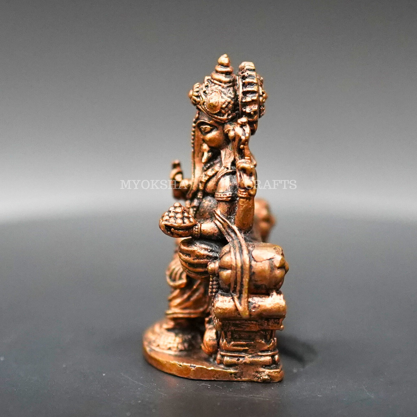 https://cdn.shopify.com/s/files/1/1857/6931/products/1689674973856_cp_ganapathi_MC000188_284_29_648d0f70-9029-4a3c-9df8-a8429381bdf3.png?v=1753183148