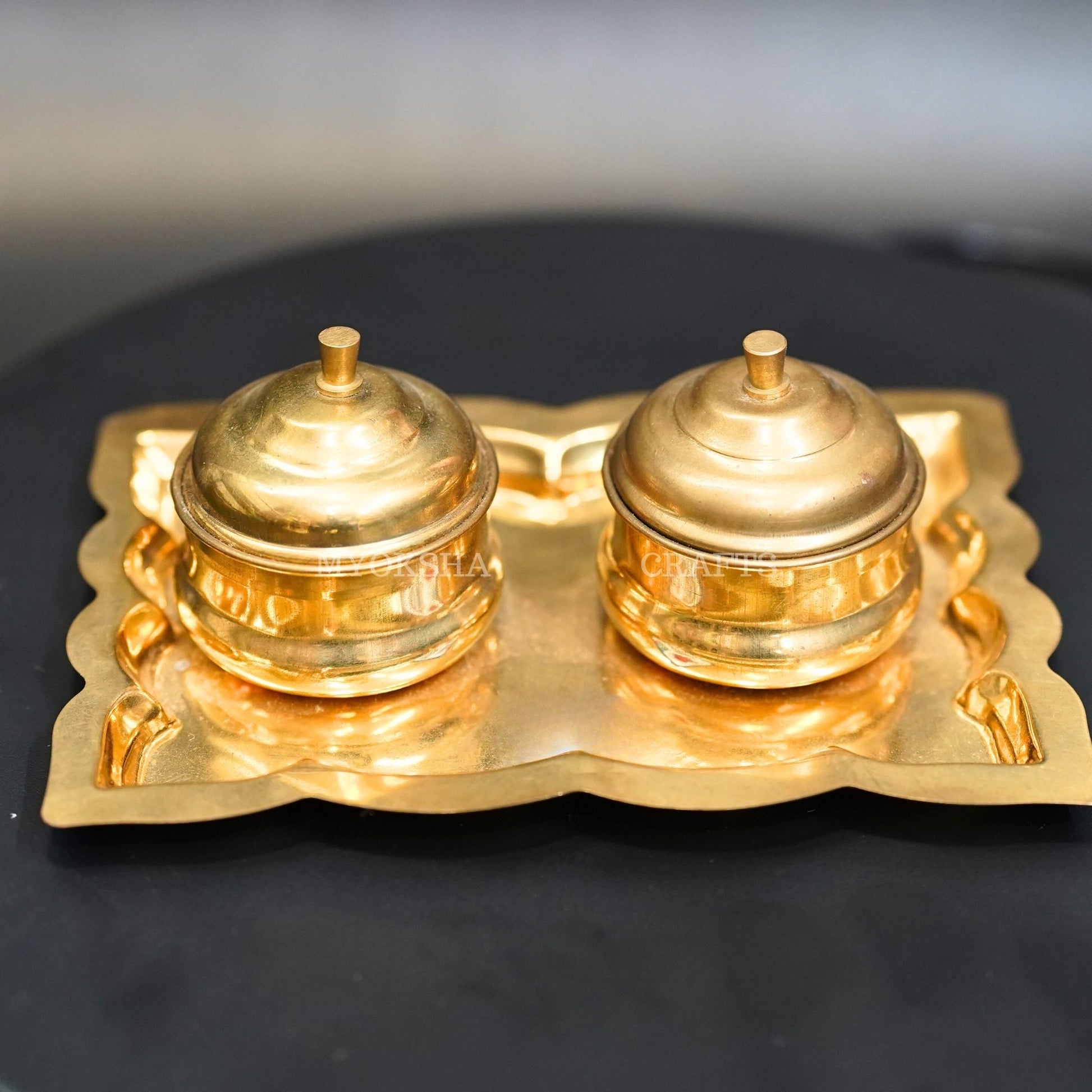https://cdn.shopify.com/s/files/1/1857/6931/products/1690355105318_bs_haldi_kumkum_holder_MC00224.jpg?v=1759456327