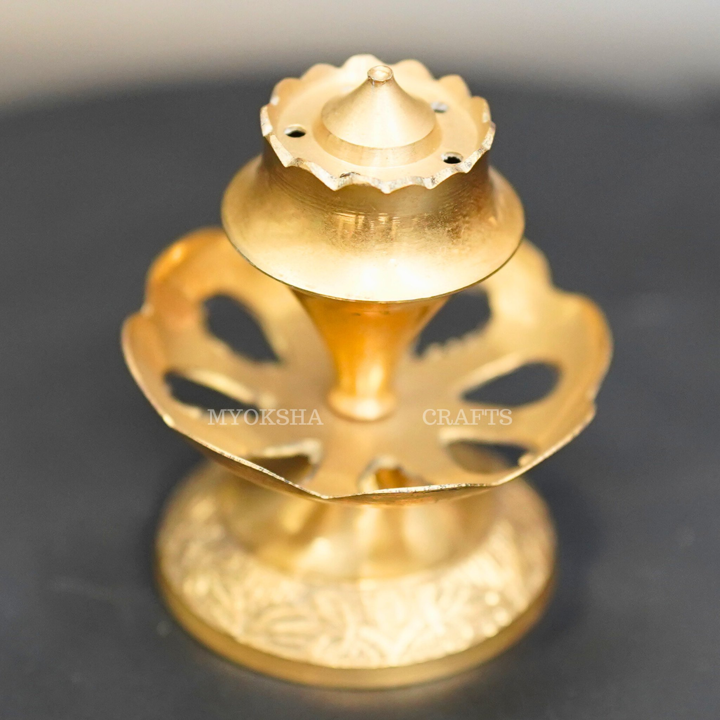 https://cdn.shopify.com/s/files/1/1857/6931/products/1690455063534__brass_hibiscus_flower_agardan_MC00240.png?v=1753182747