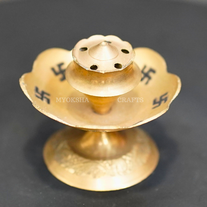 https://cdn.shopify.com/s/files/1/1857/6931/products/1690455316555_swastik_agarbatti_stand_MC00231.png?v=1753182741