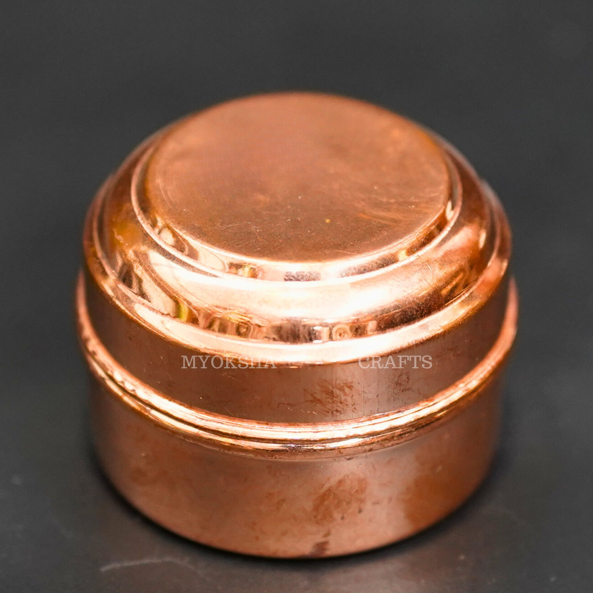 https://cdn.shopify.com/s/files/1/1857/6931/products/1690455662086_cp_kumkum_holder_MC00243.png?v=1753182907