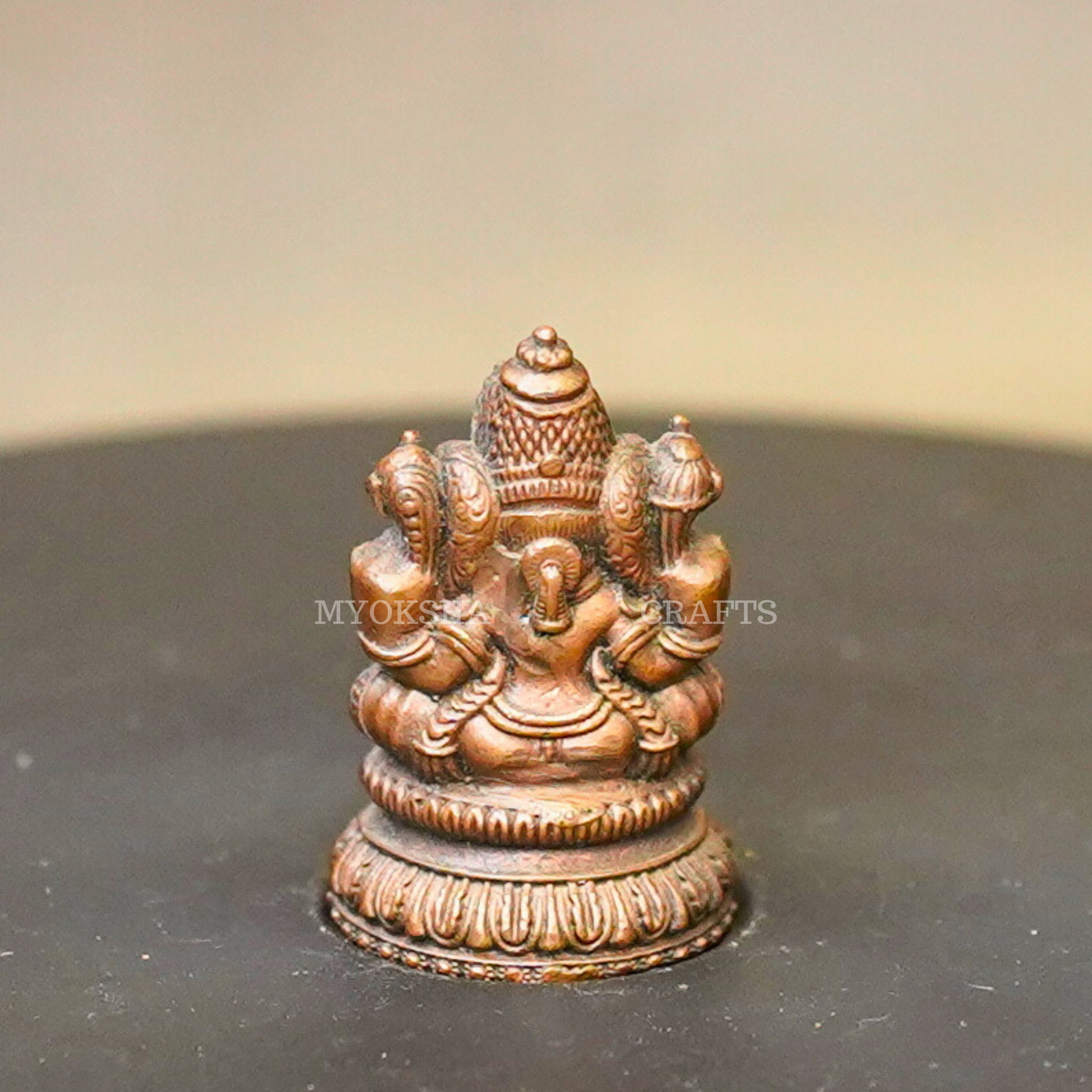 https://cdn.shopify.com/s/files/1/1857/6931/products/1690875751782_cp_ganesh_MC00272_283_29.png?v=1753182096