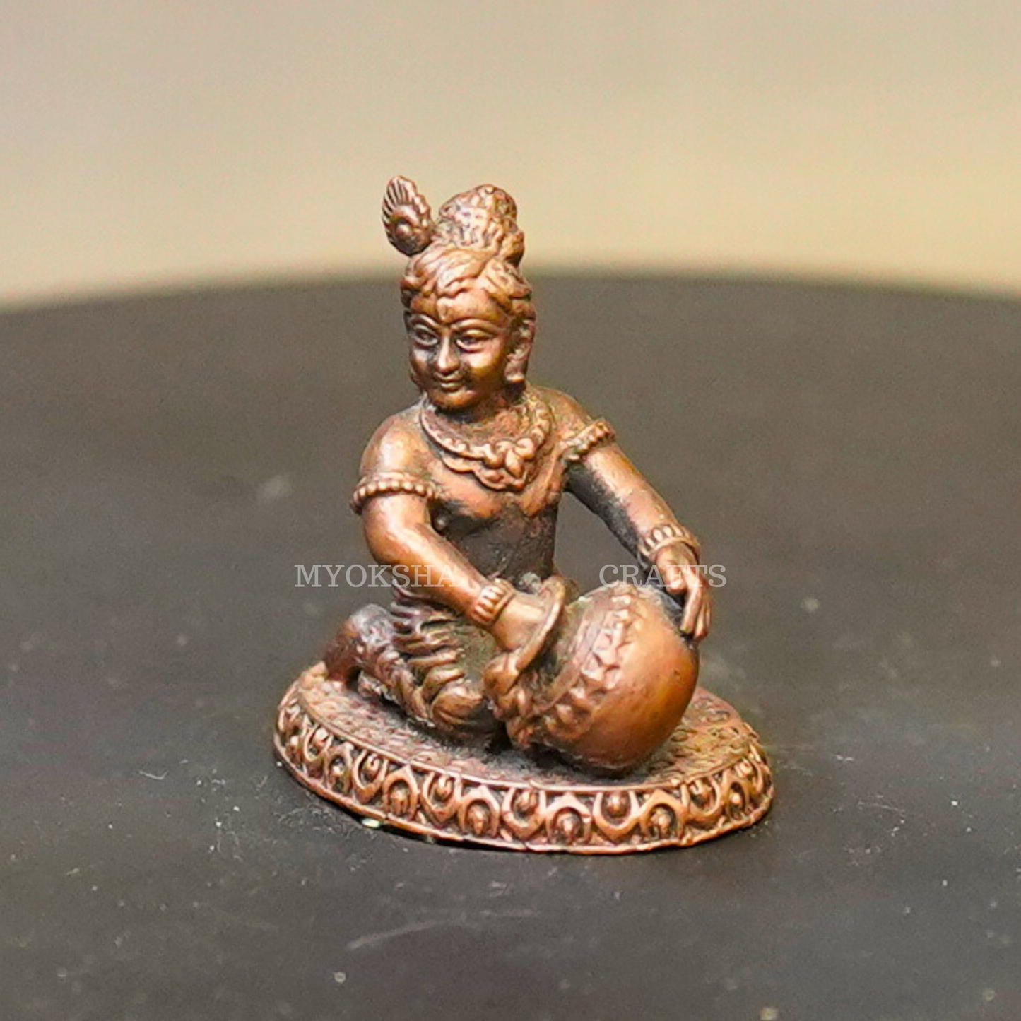 https://cdn.shopify.com/s/files/1/1857/6931/products/1690880160627_bene_krishna_MC00274_284_29.png?v=1753182615