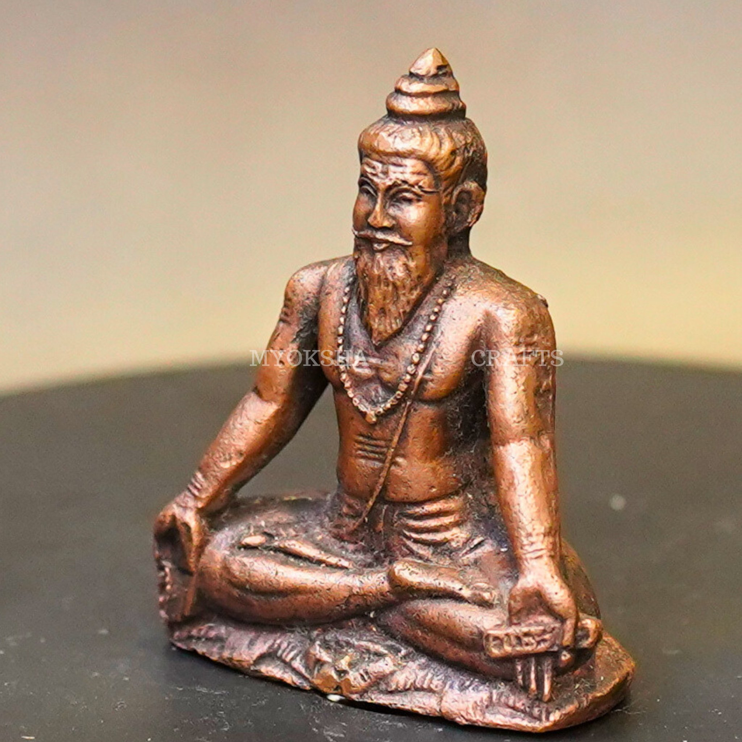 https://cdn.shopify.com/s/files/1/1857/6931/products/1690887554116_cp_parashuram_MC00281_284_29.png?v=1753182375