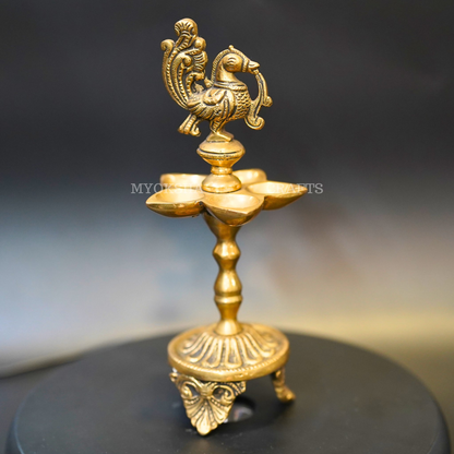 https://cdn.shopify.com/s/files/1/1857/6931/products/1692683371982_peacock_five_oil_wick_diya_MC00323.png?v=1753181952