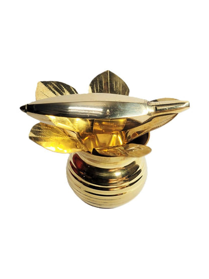 Image 1 of Gold / Onesize for the product HATEKHORI 3 Pieces Brass Kalash with Banana & Aam Pata