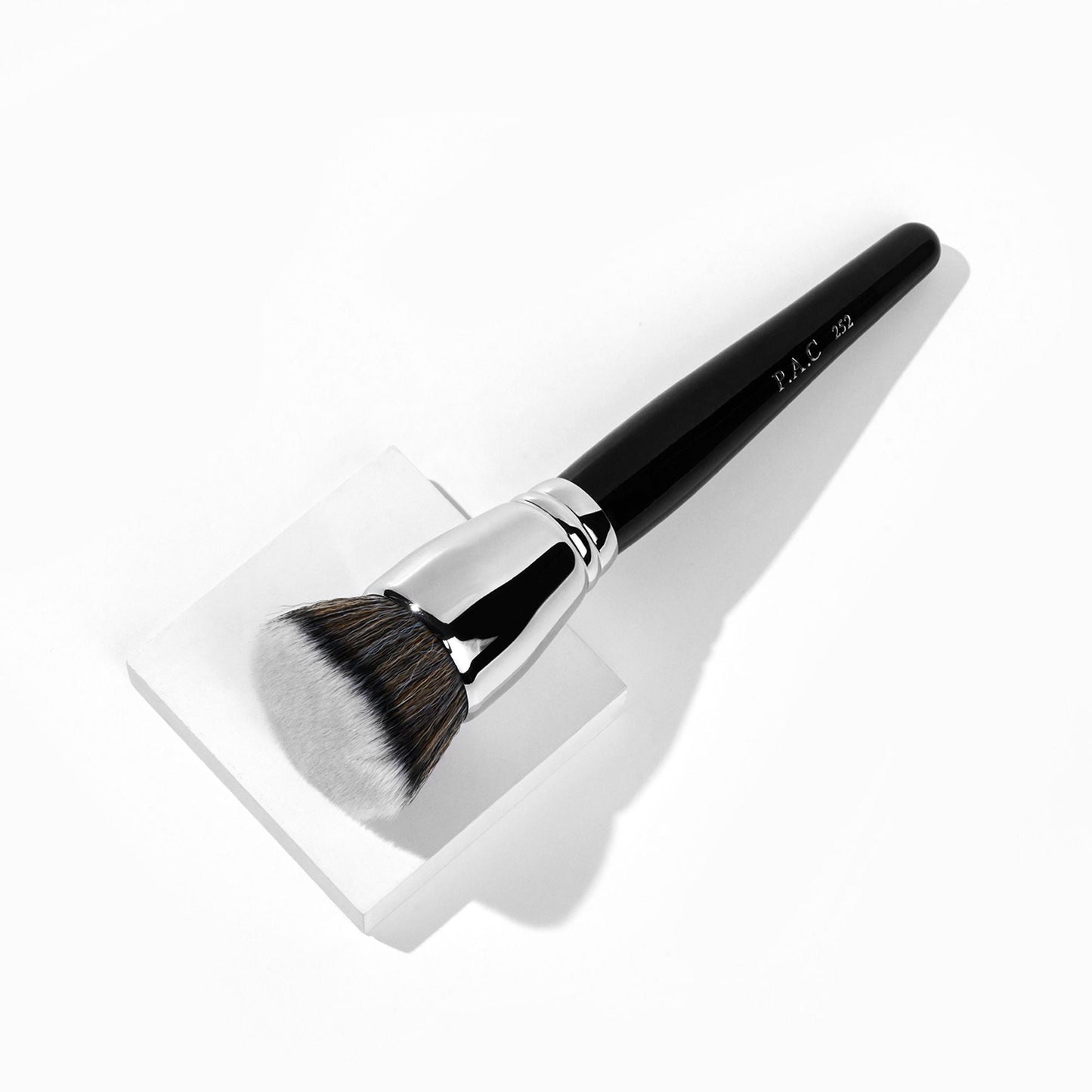 https://cdn.shopify.com/s/files/1/1857/6931/files/211c0b2NYPAC00000730x_4.jpg?v=1768386981