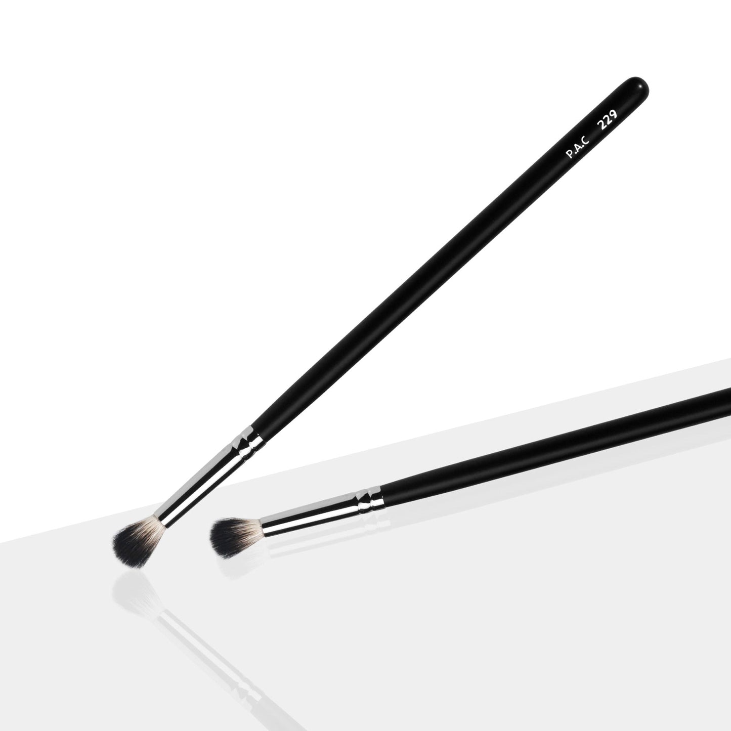 https://cdn.shopify.com/s/files/1/1857/6931/files/211c0b2NYPAC00001094x_4.jpg?v=1768386934