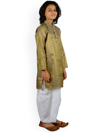 https://cdn.shopify.com/s/files/1/1857/6931/products/21f0342a-bf88-42bf-8c26-34dfd62179951654750532432SethukrishnaBoysBlueStripedKurtiwithDhotiPants4.jpg?v=1661581456