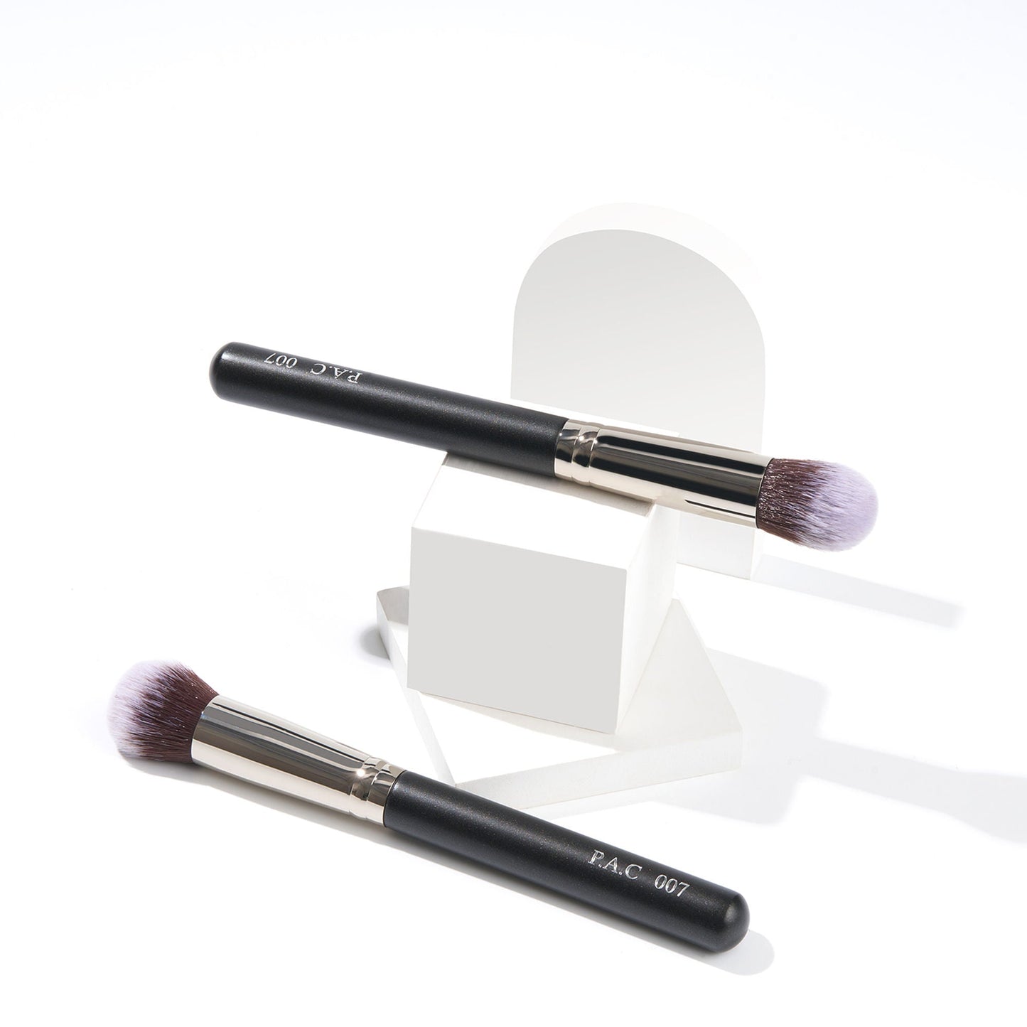 https://cdn.shopify.com/s/files/1/1857/6931/files/26425a1NYPAC00000014_4.jpg?v=1768388735