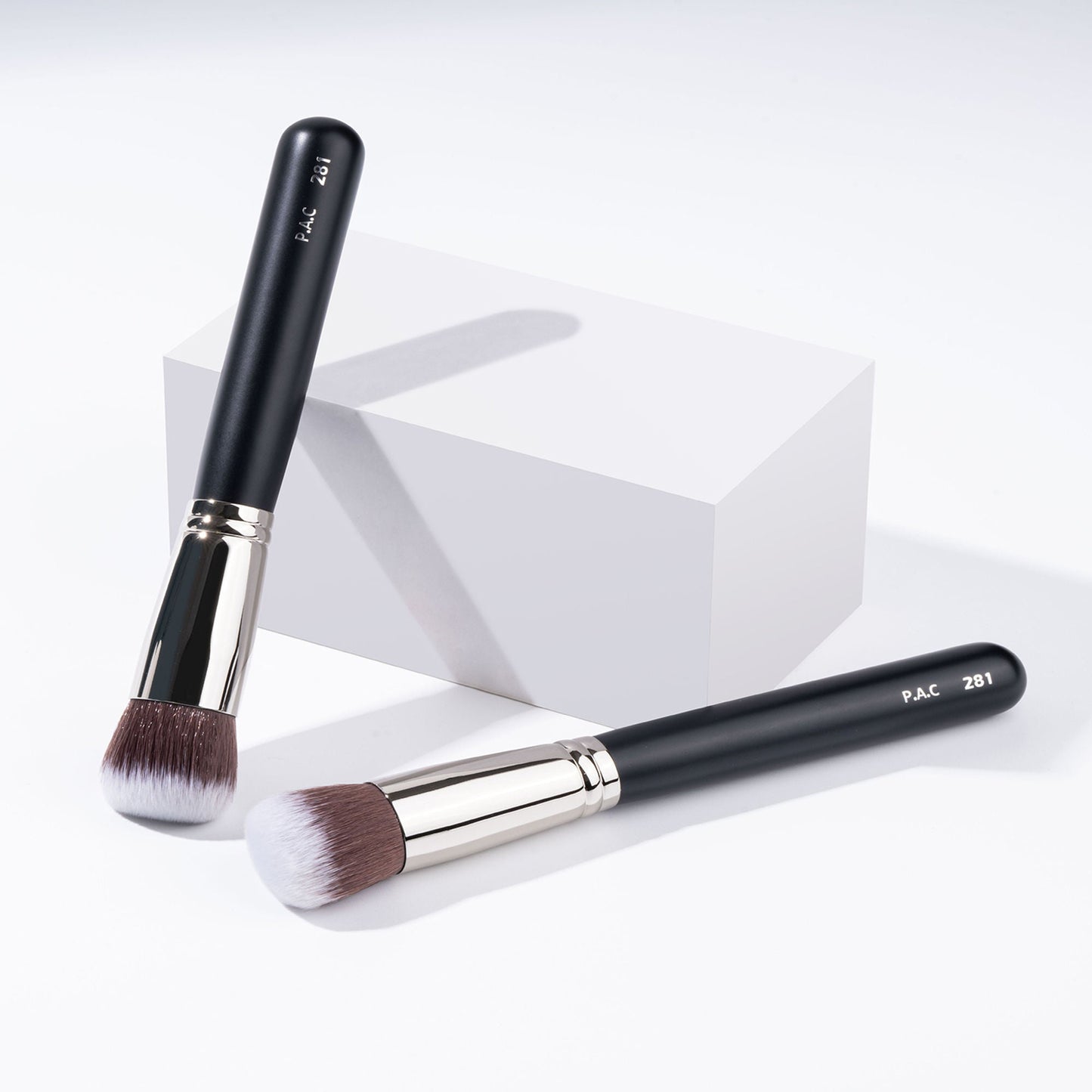 https://cdn.shopify.com/s/files/1/1857/6931/files/26425a1NYPAC00000125_4.jpg?v=1768389183