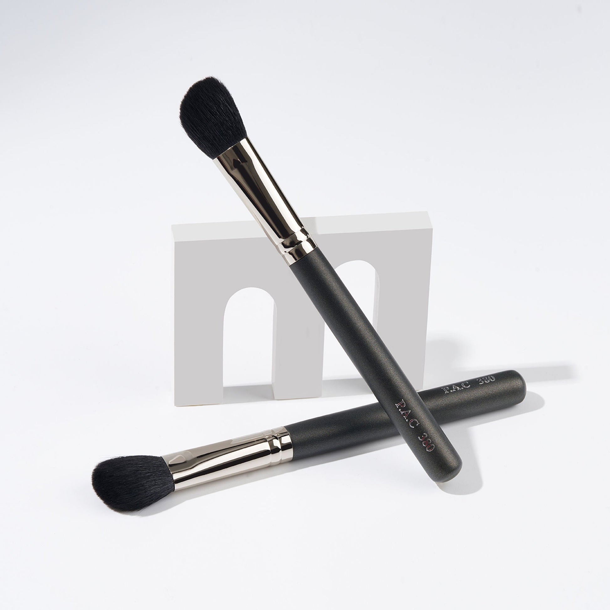 https://cdn.shopify.com/s/files/1/1857/6931/files/26425a1NYPAC00000140_4.jpg?v=1768388435