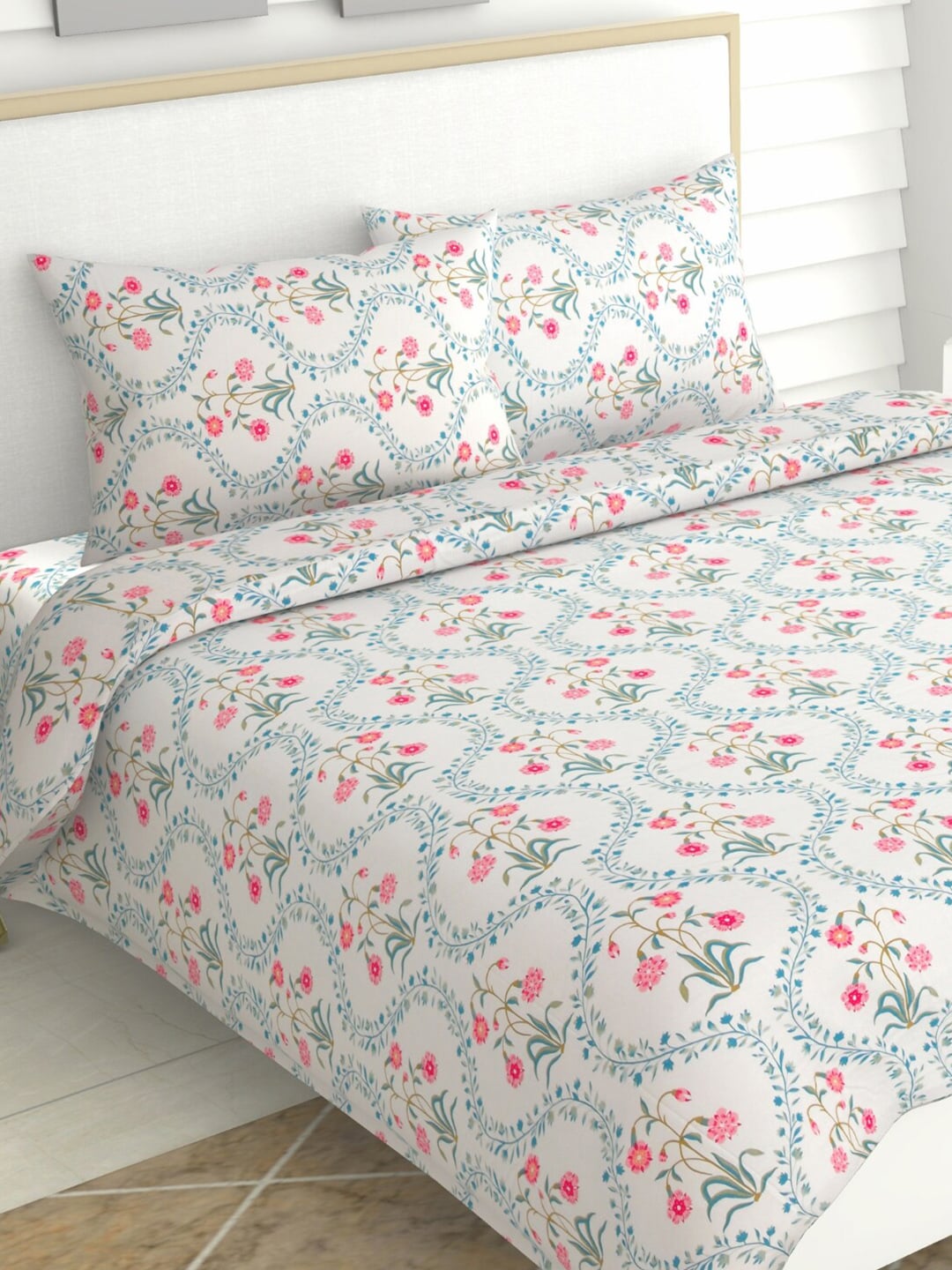 https://cdn.shopify.com/s/files/1/1857/6931/products/2a8a84ff-1f17-4638-bc89-a6d9fc9fffdc1680723347488Bedsheets1.jpg?v=1762418348