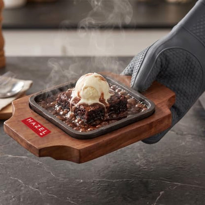 Image 1 of Default Title for the product HAZEL Cast Iron Sizzler Plate with Wooden Base 5 Inch