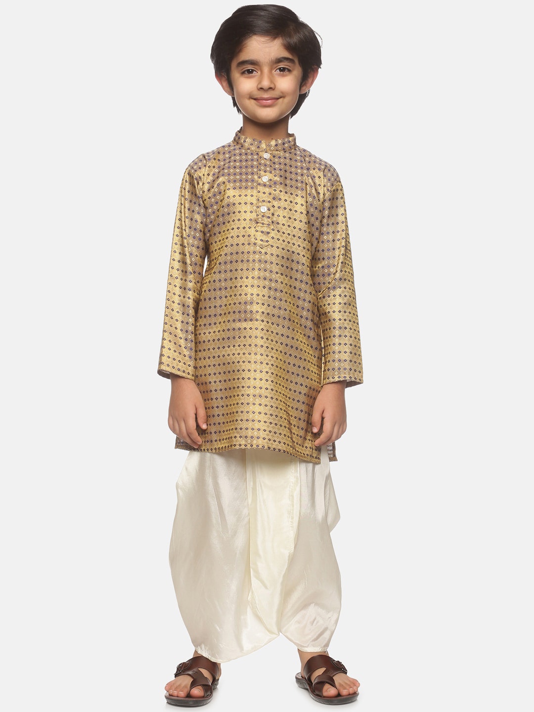 https://cdn.shopify.com/s/files/1/1857/6931/products/2f4aaea0-8fa3-4e0d-b041-a3bfe2d7f8251646282131806SethukrishnaBoysGold-TonedEthnicMotifsPrintedKurtawithDhotiP1.jpg?v=1661580907