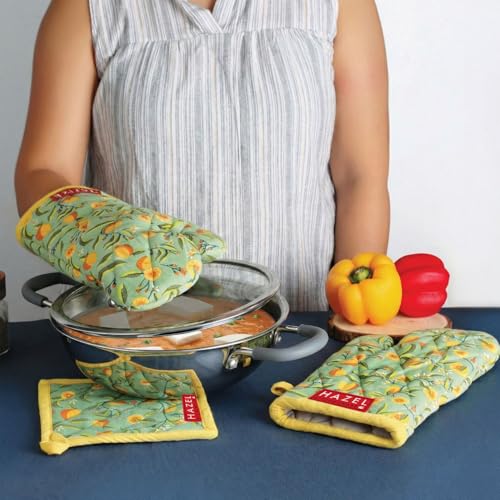 Image 4 of HAZEL Cotton Oven Glove and Pot Holder Set (1 Pair)