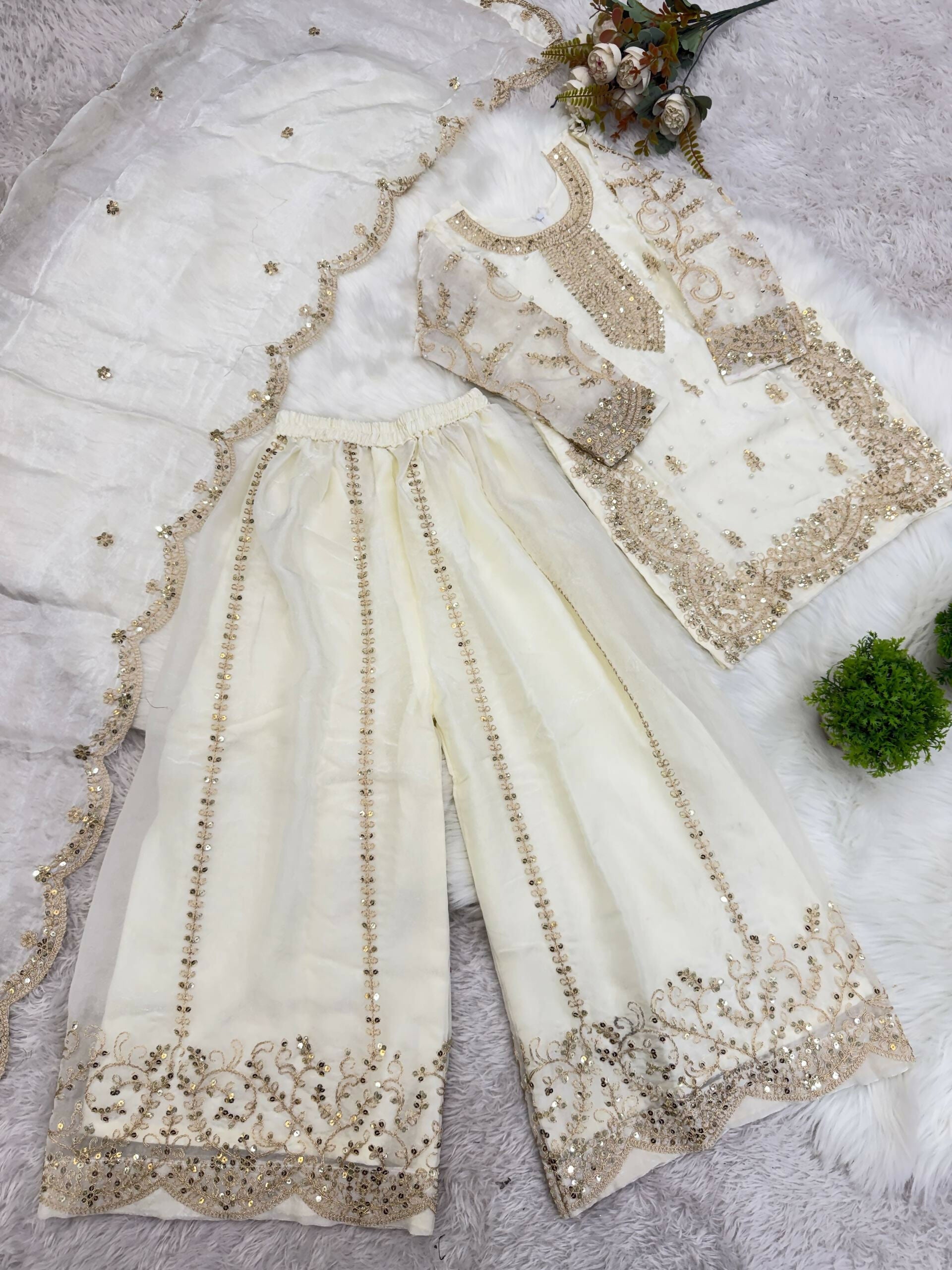 https://cdn.shopify.com/s/files/1/1857/6931/files/3yttic5qdl.jpg?v=1778750321