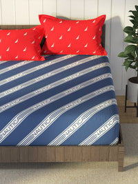 https://cdn.shopify.com/s/files/1/1857/6931/products/46c1eef8-cfe4-4ac1-9131-4318fb22e5a01683524352551NauticaBlueRedStripedCotton160TCKingBedsheetWith2PillowCover3.jpg?v=1703230045