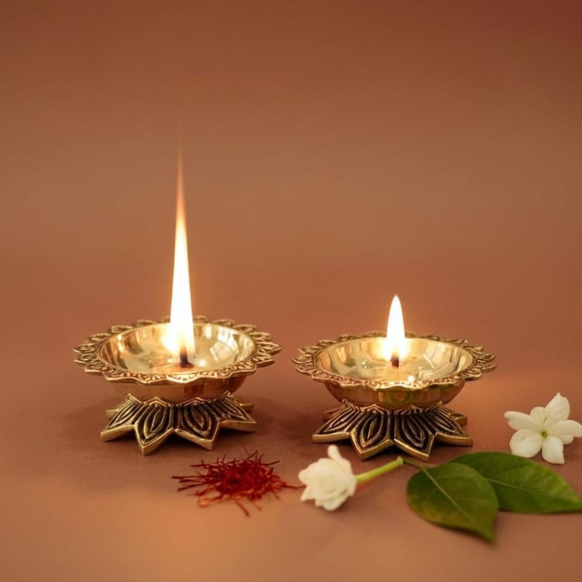 Image 4 of Behoma Padma Diya Set