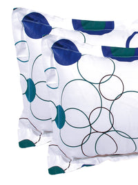 https://cdn.shopify.com/s/files/1/1857/6931/products/529a280e-8952-4271-b39b-fabb36d16dcd1647332874354StoryhomeWhiteBlueGeometric186TCCotton1QueenBedsheetwith2Pil4.jpg?v=1703164081