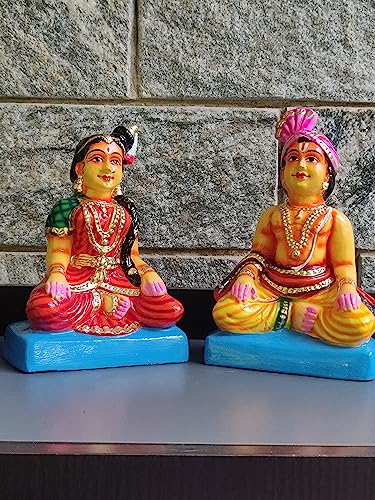 Image 1 of Default Title for the product Breeze Handicrafts Paper Mache Doll Couple Statue for Bommalu Koluvu Home Decor and Showpiece Idol Navratri Gift for Women (Mama Mami Young)