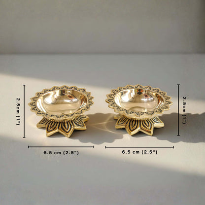 Image 5 of Behoma Padma Diya Set