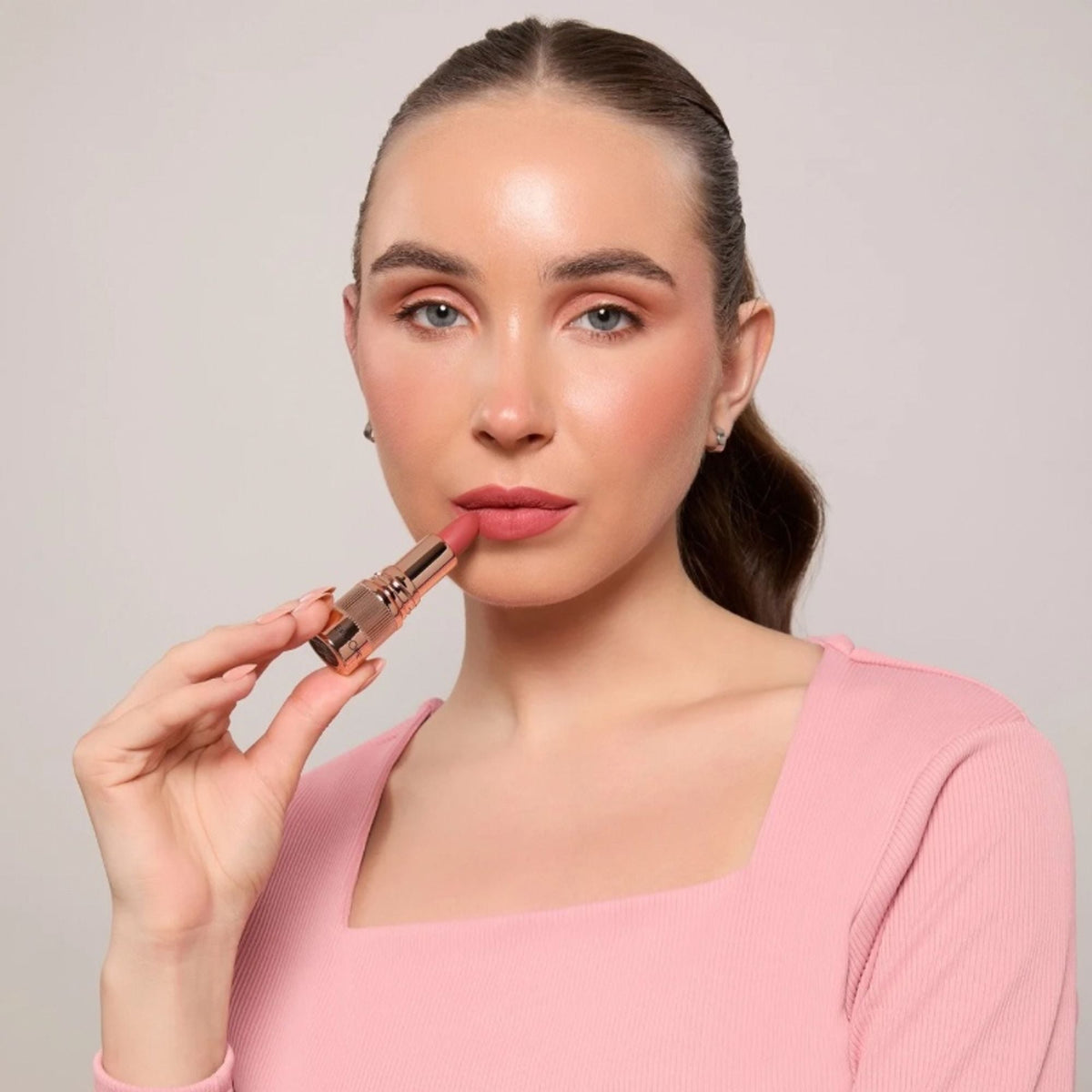 Image 3 of Europe Girl Silky Matte Lipstick - EG-16 Terracotta