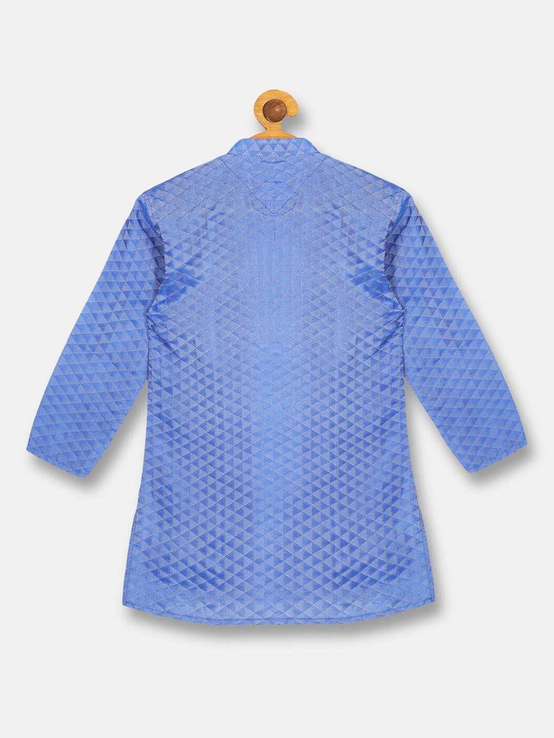 https://cdn.shopify.com/s/files/1/1857/6931/products/5d899319-e782-4c3a-b3a6-0552d5a24dcf1657706691928BoysSelfDesignKurtaDhotiPant3.jpg?v=1661583921