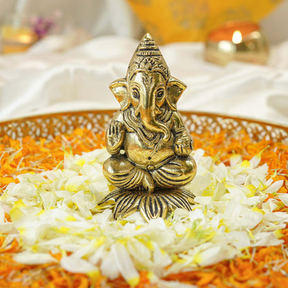 Image 2 of Behoma Ganesha Idol