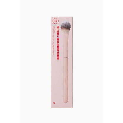 Image 2 of H&M Precision Highlighter Brush