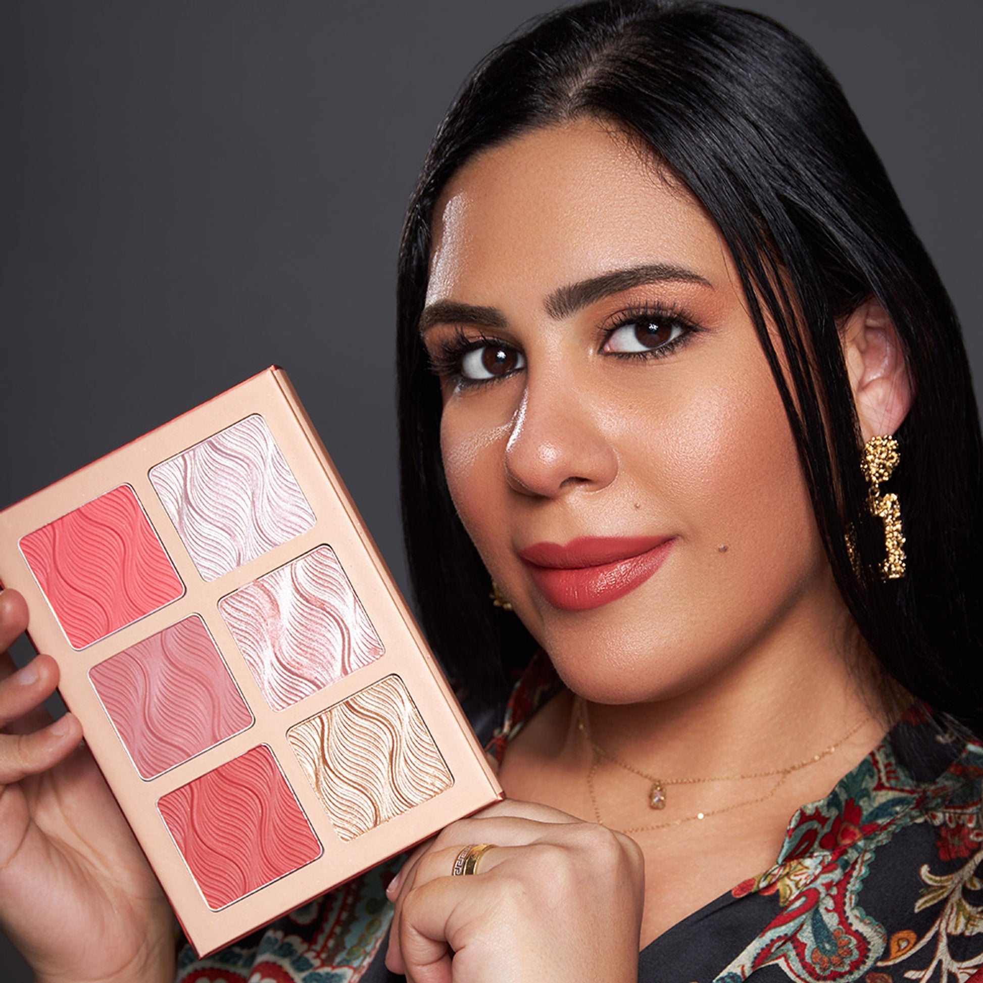 https://cdn.shopify.com/s/files/1/1857/6931/files/7622ce0CHARA00000057_6.jpg?v=1770804167